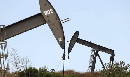 لماذا لم تتأثر أسواق النفط بالهجوم الإيراني على إسرائيل؟