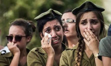 نوبات هلع وإغماء.. ماذا يحدث داخل الجيش الإسرائيليّ؟