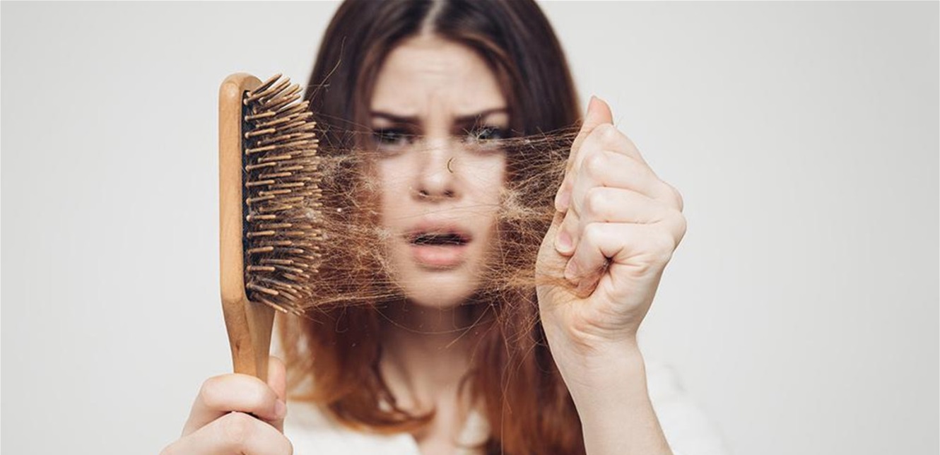 Powerful Recipe for Hair Growth: Thyme and Rosemary Serum