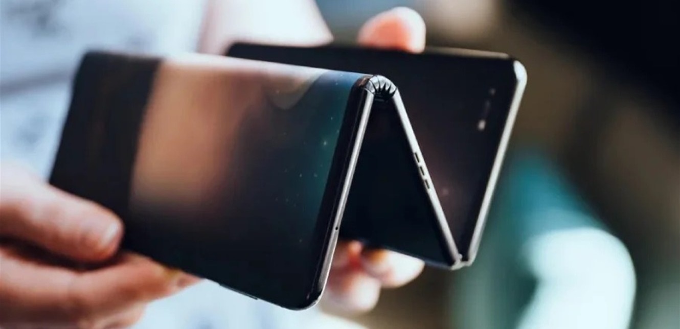 Huawei is close to launching the world’s first tri-fold phone