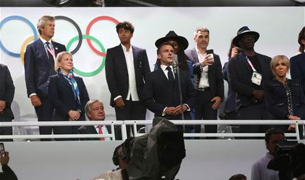 ماكرون افتتح دورة الألعاب الأولمبية باريس 2024