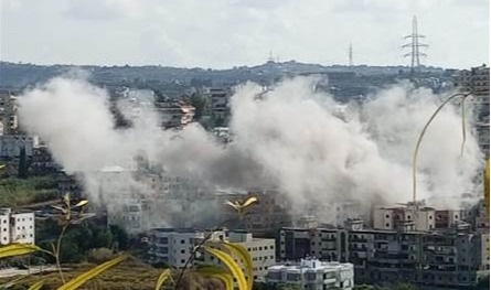 فيديو من حارة صيدا.. شاهدوا الدمار الكبير الناتج عن الغارة